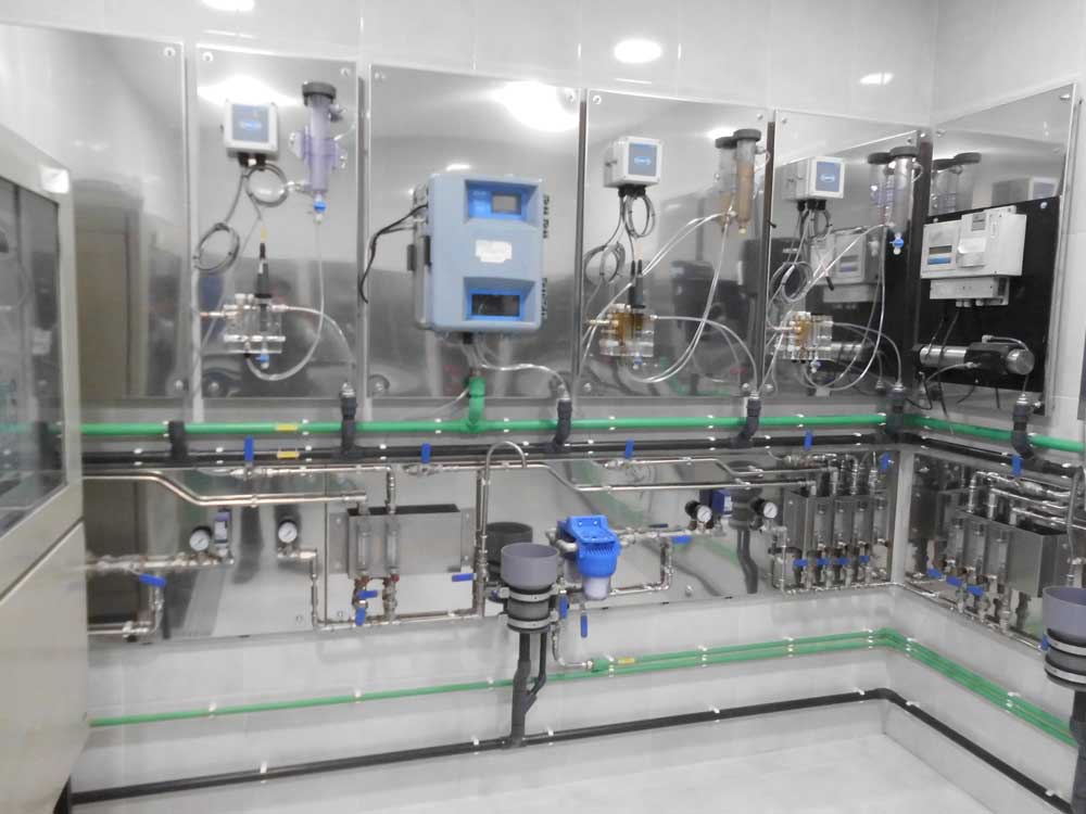 sala de analizadores agua etap